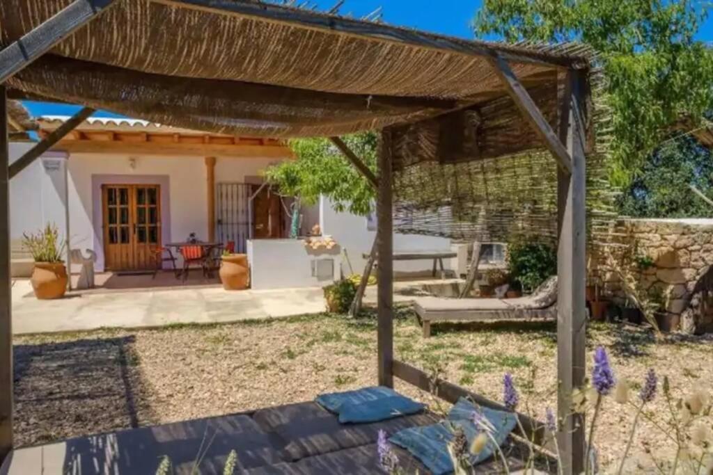 Casa Ibicenca En Cala D'hort Ferienhaus San José