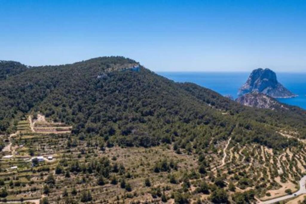 Casa Ibicenca En Cala D´hort * San José